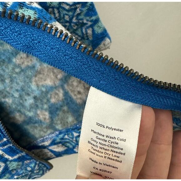 Talbots T by Talbots Nordic Blue Snowflakes‎ Fleece Hoodie Pullover Size XS - Picture 6 of 8